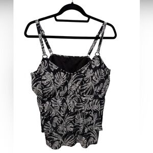 Island Escape Black and White Leaf Print bathing suit top.